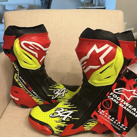 Brand new Kevin Shwantz Limited edition main image 4